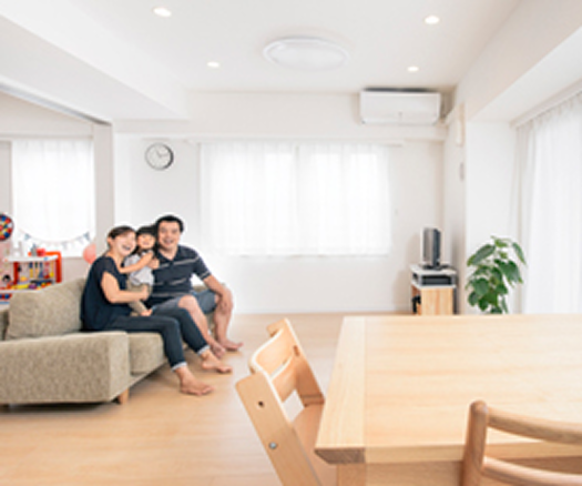 置床工法を採用し、遮音性に優れた居住環境を実現した東京都中央区のマンションリノベーション施工事例。