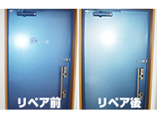 塗装剥がれやへこみをリペアし、滑らかで美しく仕上がった東京都墨田区N様マンションのドア。